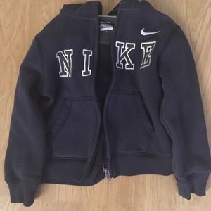 Nike boys size 4 Navy